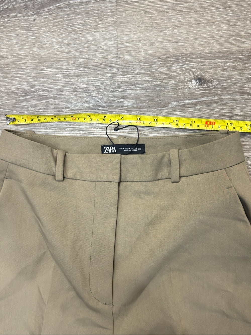 Zara Straight-Leg Trousers in Khaki - Picture 4 of 10